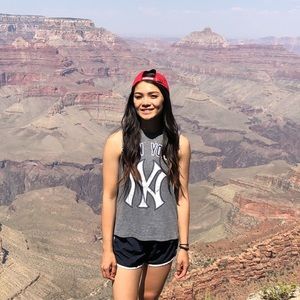 Meet your Posher, Ada